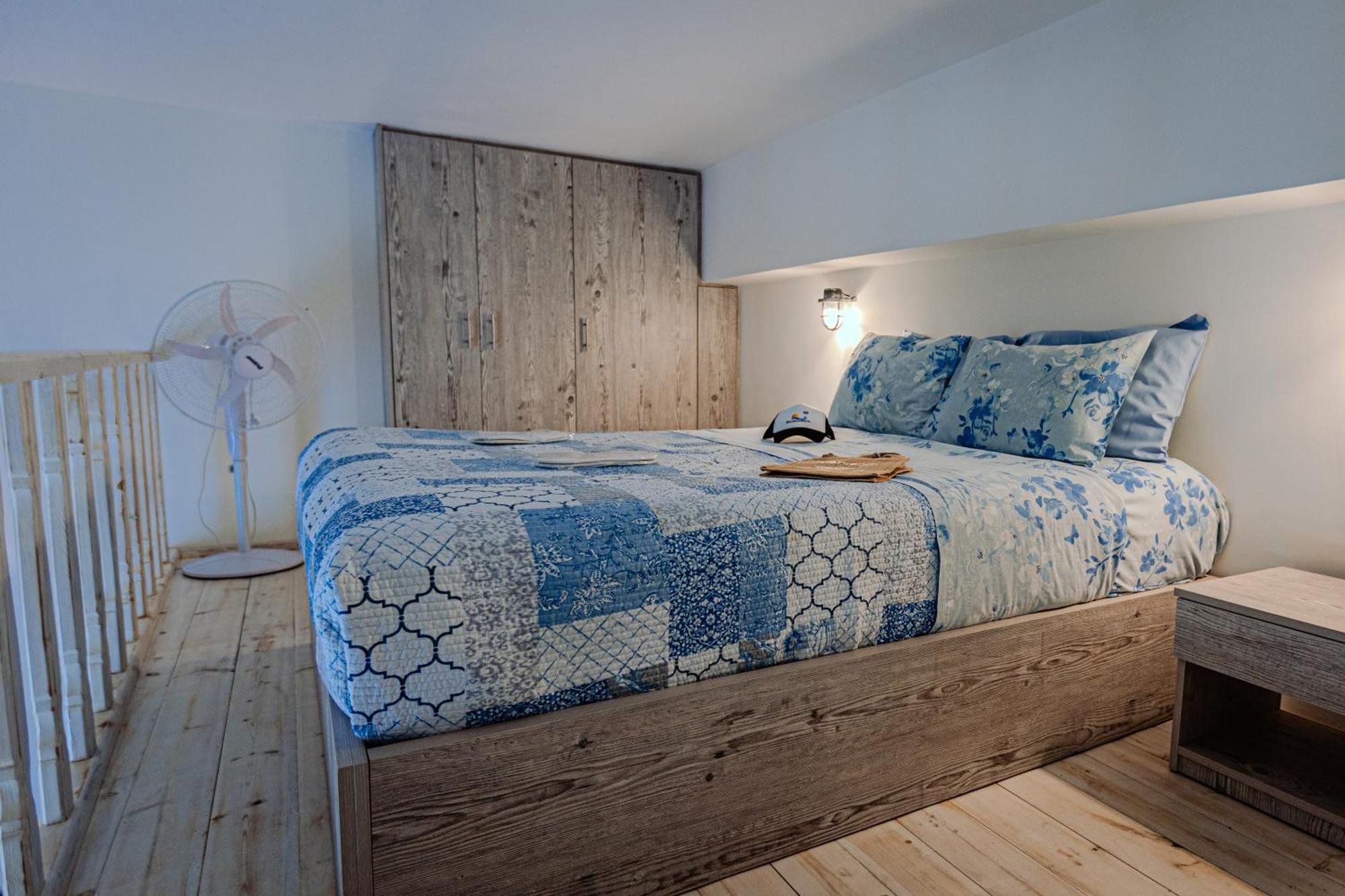 Blue Dream - Santorini Appartement Kamári Buitenkant foto