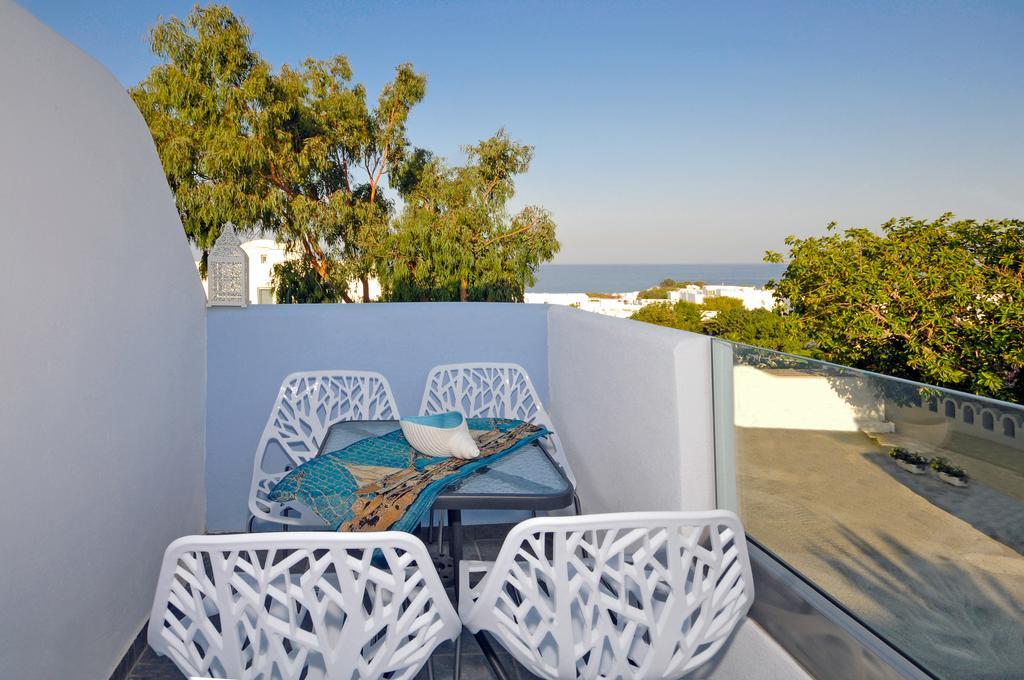 Blue Dream - Santorini Appartement Kamári Buitenkant foto